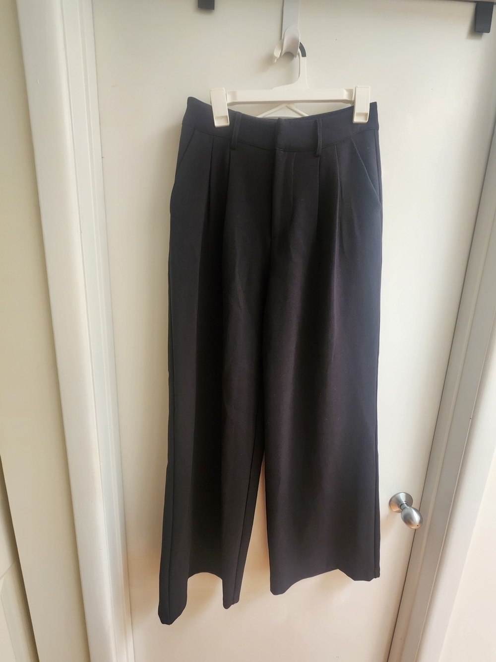 Forever 21 Wide-Leg Dress Pants - Black new with tags